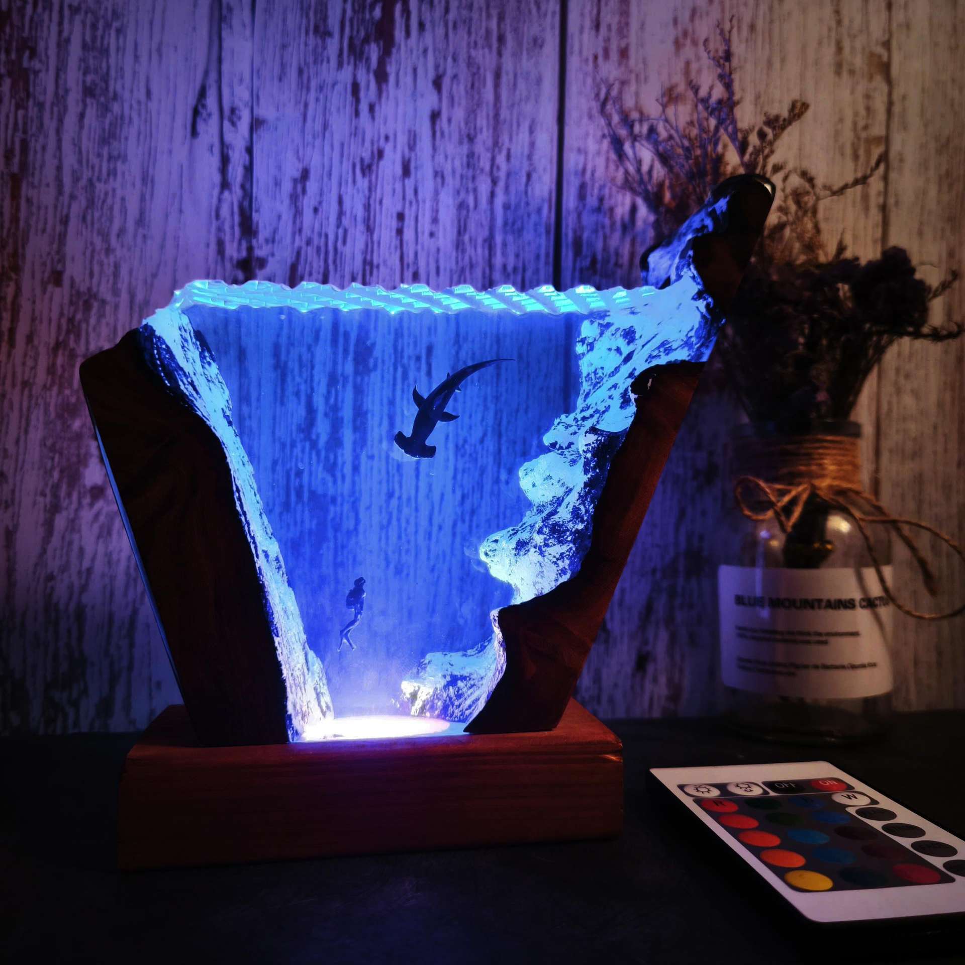 Resin Art Wedding Gift - Ornamento Luminoso de Tubarão-Martelo da Série
