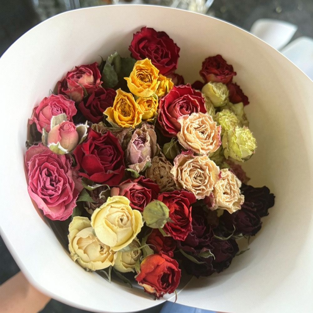 Buquê de flores de rosa natura - Resin Art Rose avaliação e preço